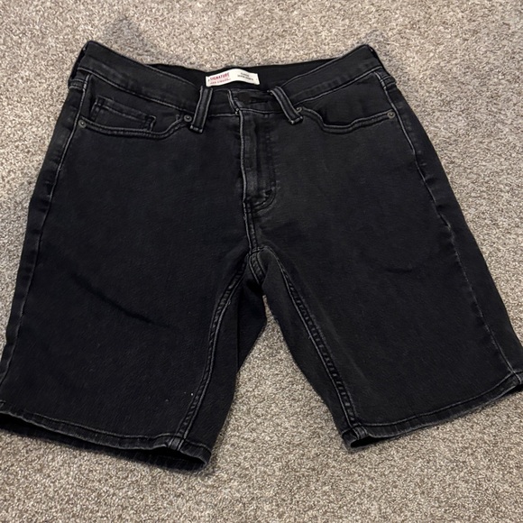 Levi's Men's Dark Denim Jorts - Picture 1 of 1